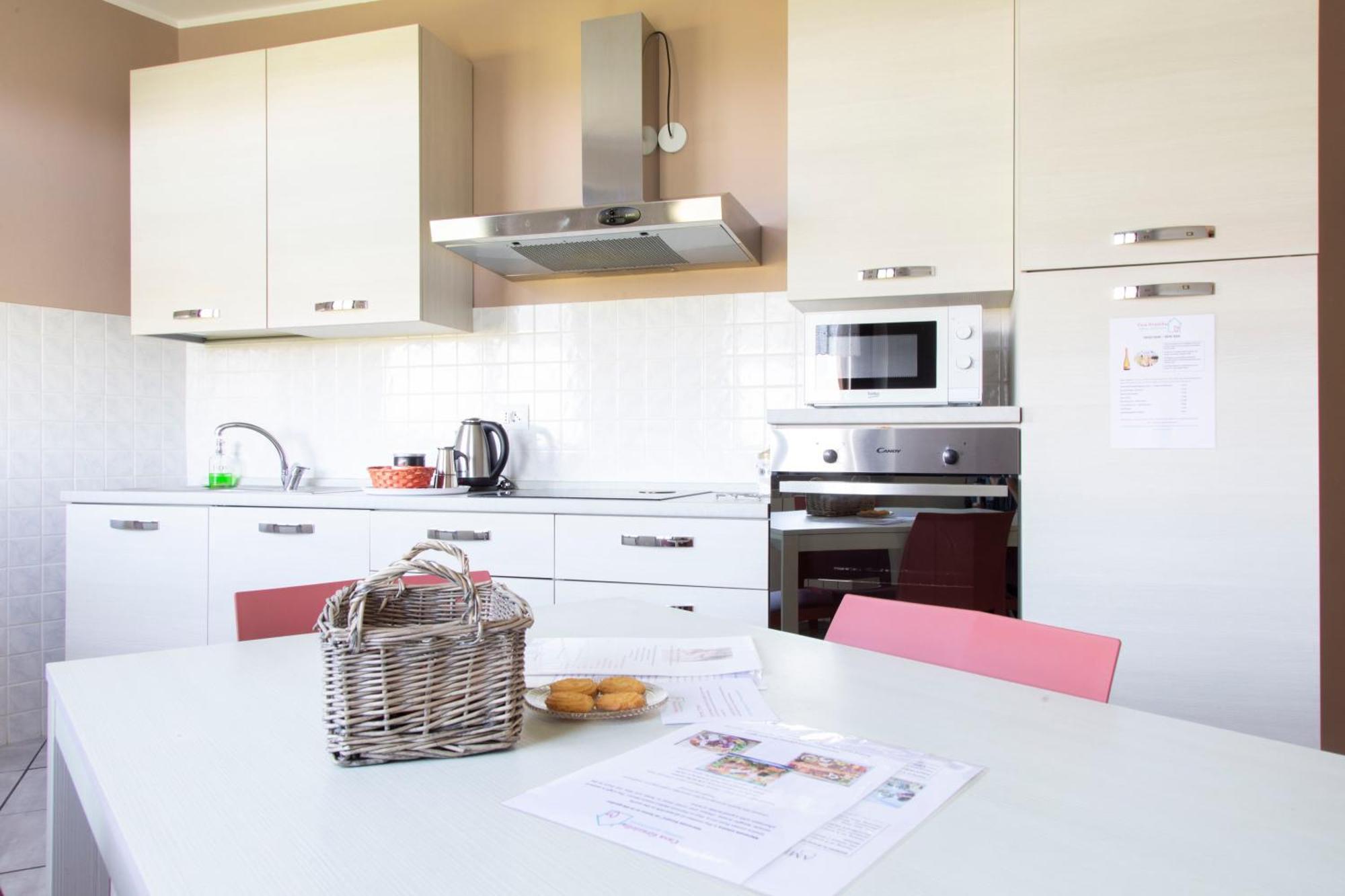 Casa Graziella- Appartamenti Vacanze Portacomaro Bagian luar foto
